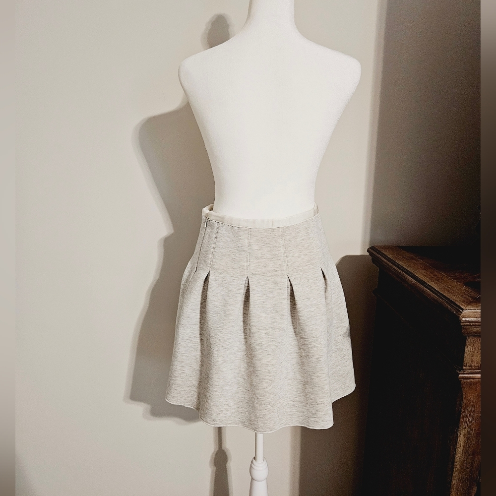 Gap Grey Tennis Style Skirt